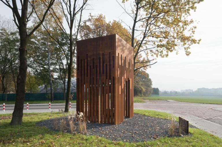 Kapliczka / krzyż przydrożny w Bronowicach